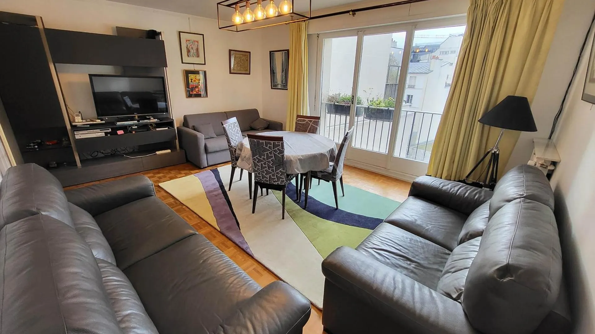 Paris, Bonne Nouvelle, 56M2 Apartment France